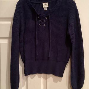 St. John’s Bay Navy Blue Cable Knit Long Sleeve Sweater Size Small NWOT
